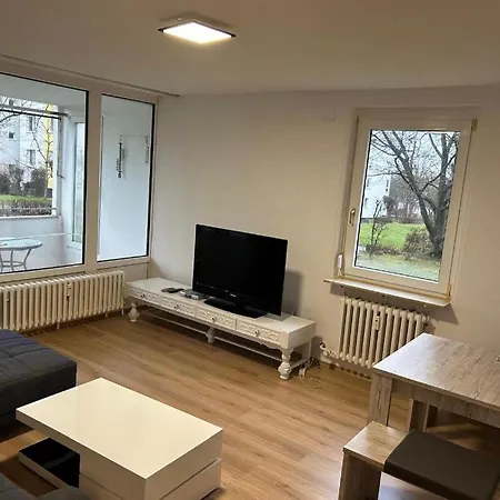 4 In Apartment